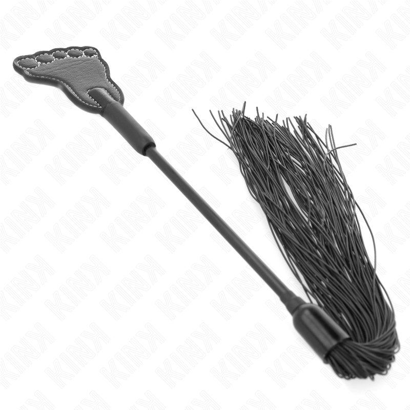 KINK – PÁ EM FORMATO DE PÉ COM CHICOTE DE FRANJA 31 CM