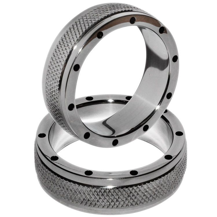 Anel metálico resistente para pênis e testículos, 40 mm.